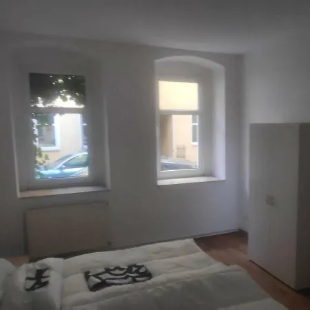Nice 2 Rooms, Netflix, Wifi In * Magdeburg